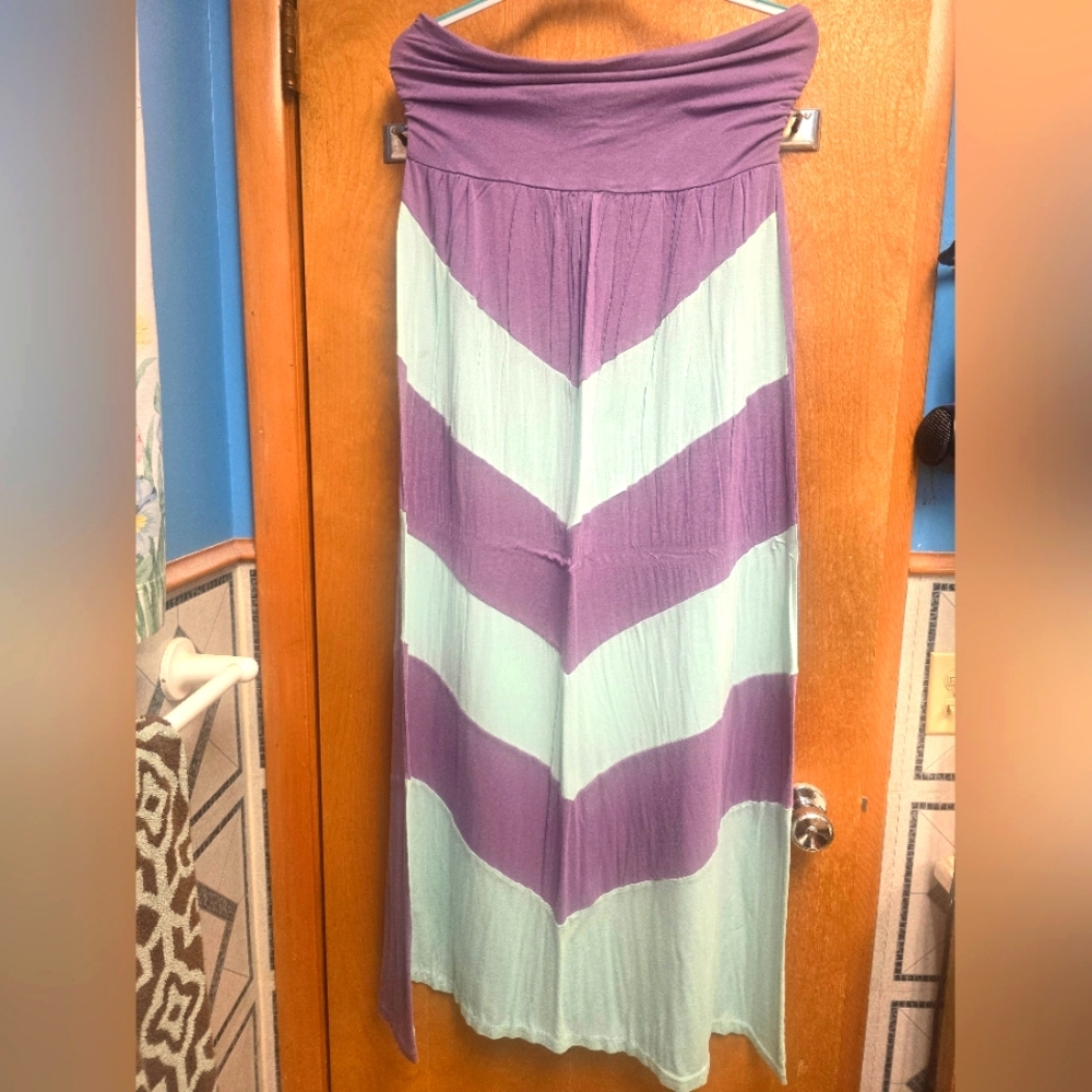 Design History mint and lavender chevron strapless maxi dress Size: Missy XL